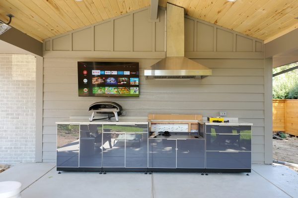 Outdoor Patio TV Mount